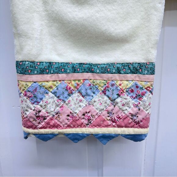 New Vintage quilted bath towel set by Grand Prix Avanti made in USA. - Picture 4 of 6